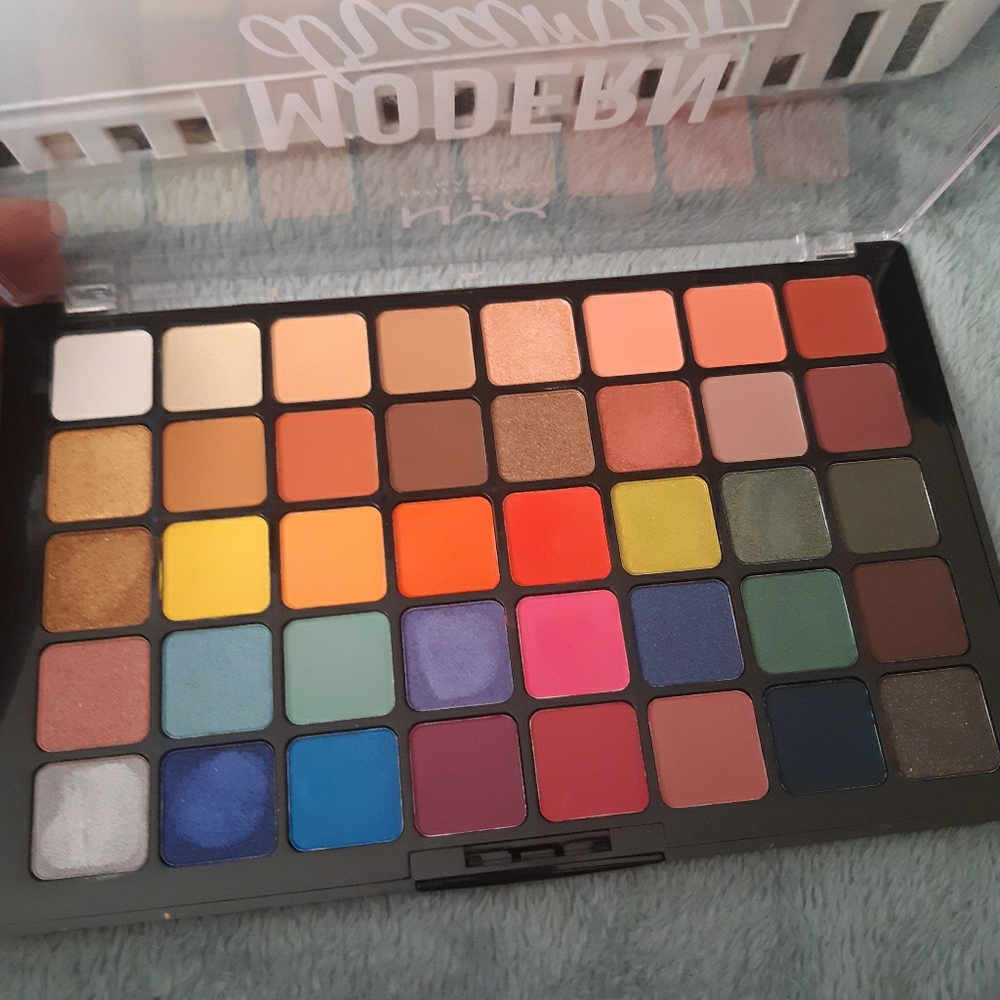 NYX Modern Dreamer palette